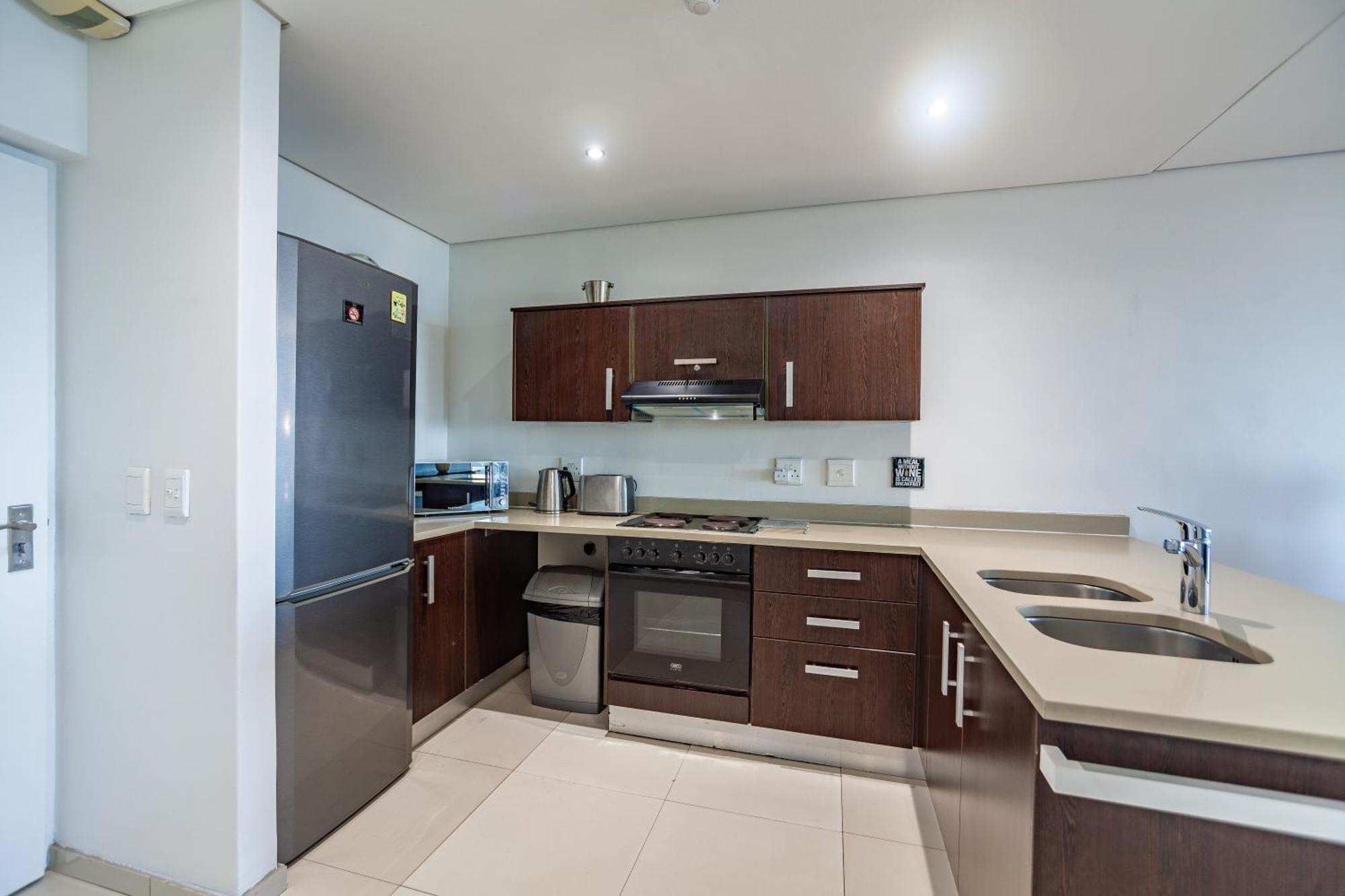 Modern Beachfront With Ocean Views - Infinity G9, Blouberg, Cape Town 布鲁堡史特兰 外观 照片