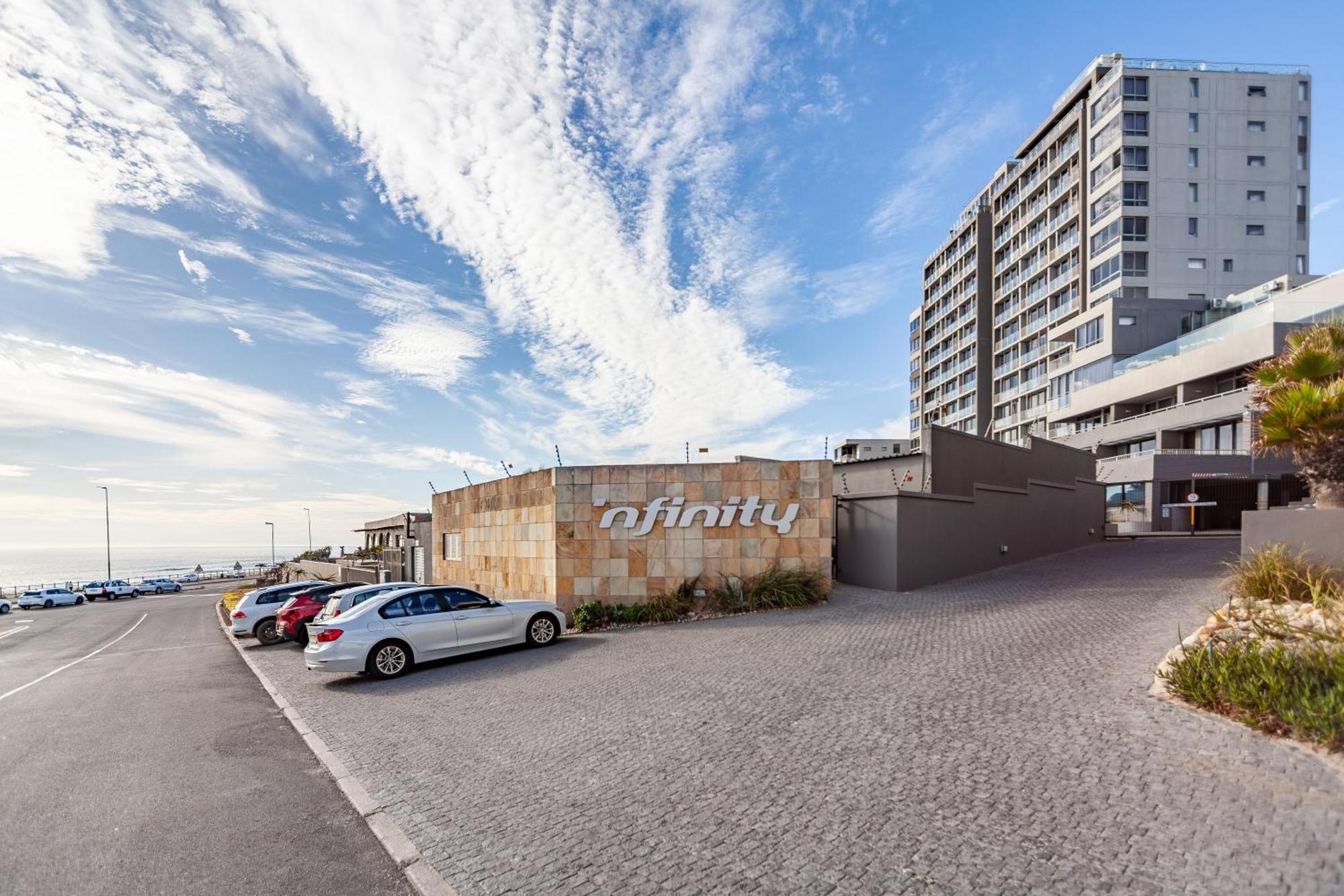 Modern Beachfront With Ocean Views - Infinity G9, Blouberg, Cape Town 布鲁堡史特兰 外观 照片