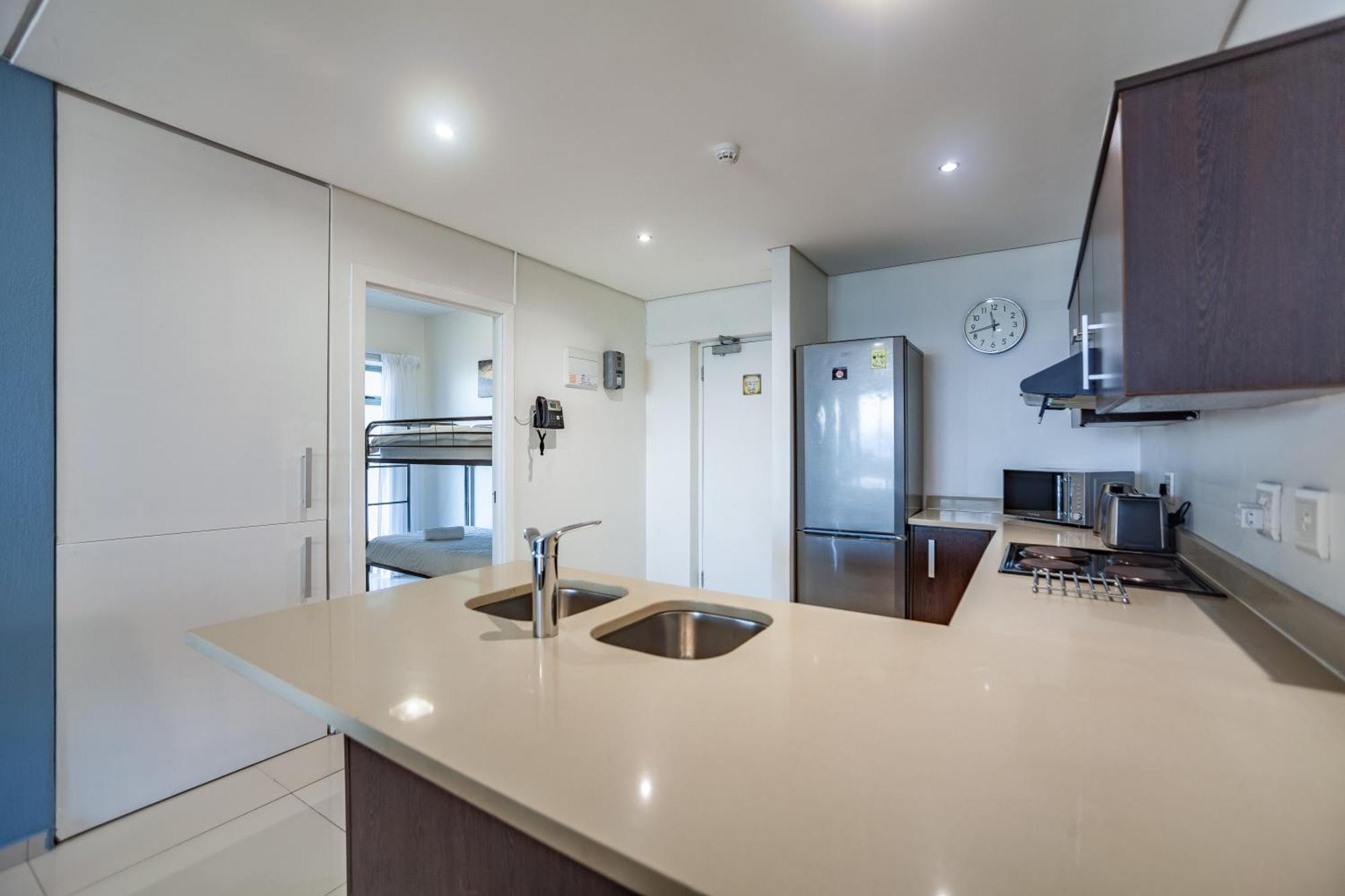 Modern Beachfront With Ocean Views - Infinity G9, Blouberg, Cape Town 布鲁堡史特兰 外观 照片