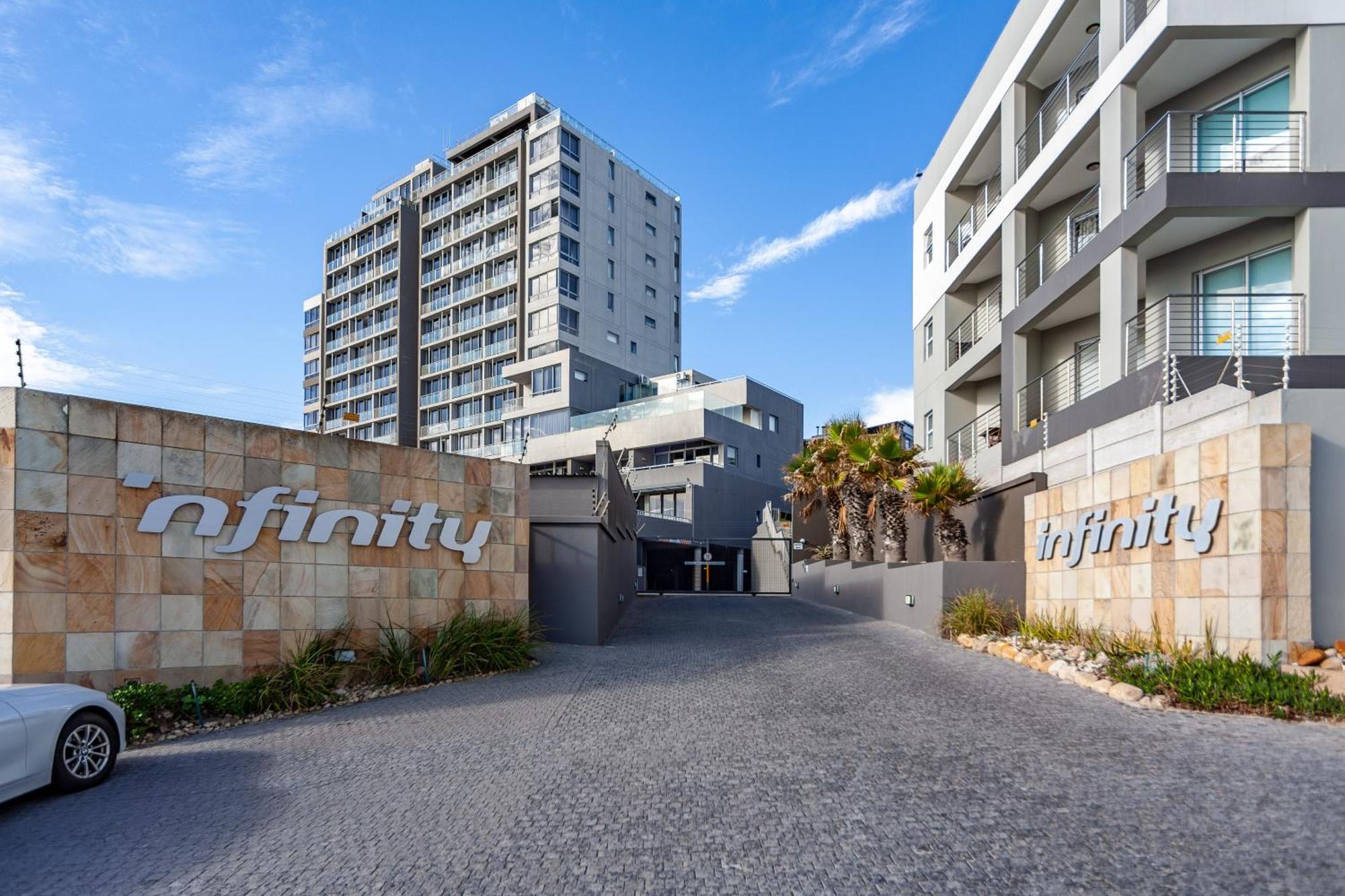 Modern Beachfront With Ocean Views - Infinity G9, Blouberg, Cape Town 布鲁堡史特兰 外观 照片