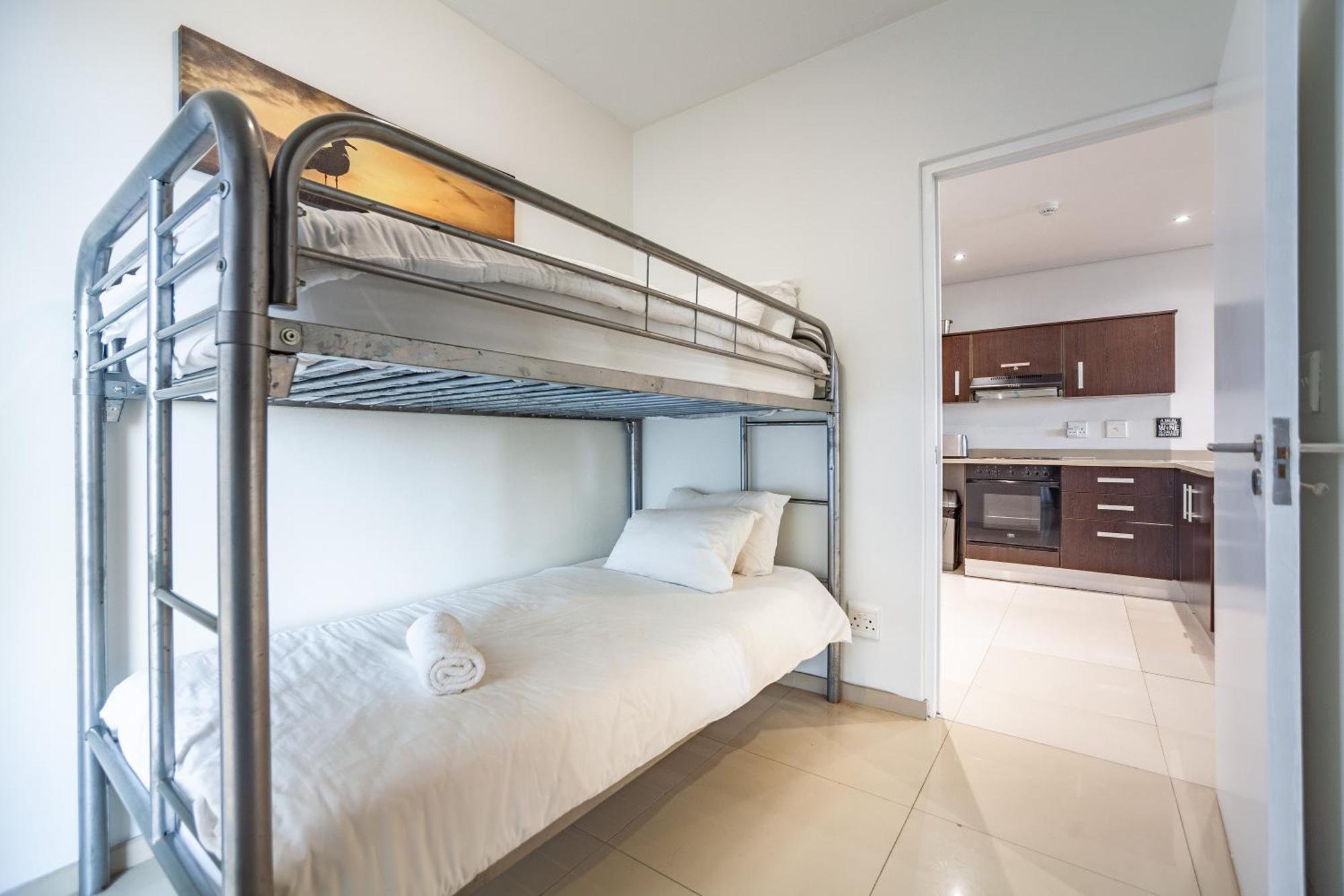 Modern Beachfront With Ocean Views - Infinity G9, Blouberg, Cape Town 布鲁堡史特兰 外观 照片